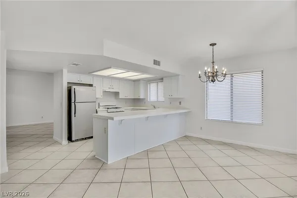 $1,950 | 2329 Chatfield Drive, Las Vegas, NV 89128