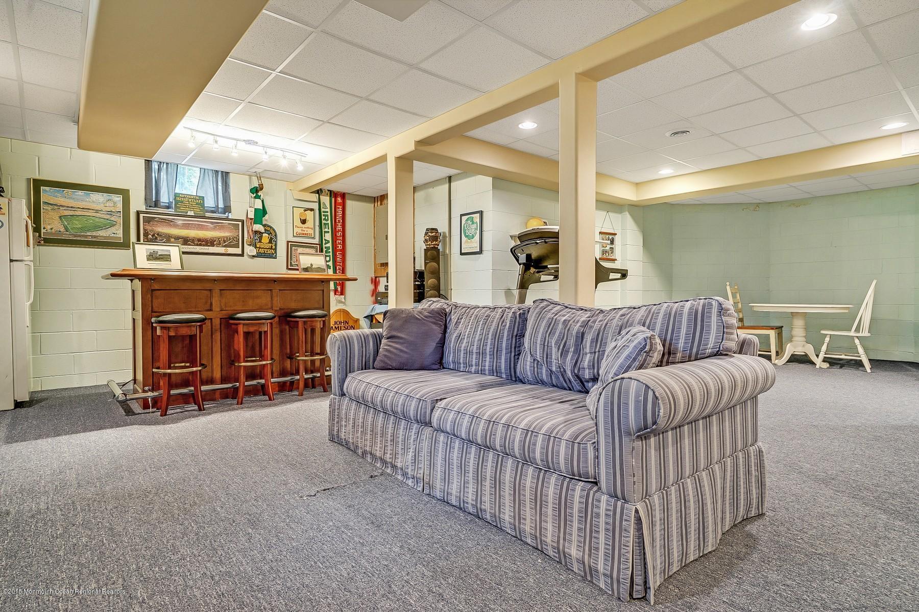 745 Rabbit Run Brick, NJ 08724 - Photo 34 of 67 34