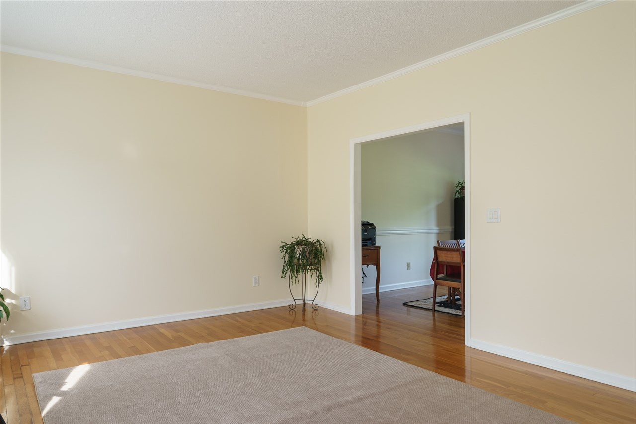 1046 Loop Road Clayton, NC 27527 - Photo 5 of 25 Photo 5