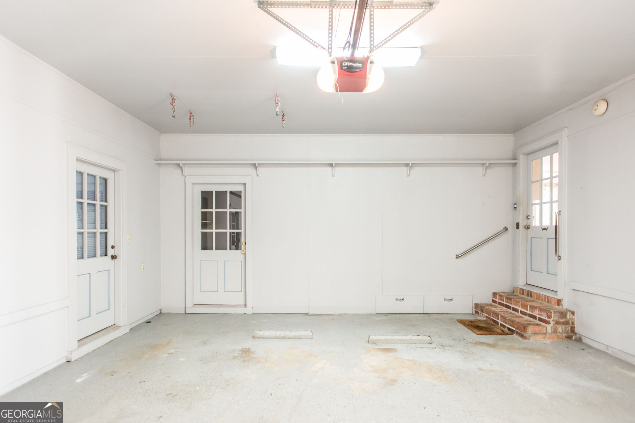 402 Preston Street Waycross, GA 31501 - Photo 39 of 43 a view of a garage
