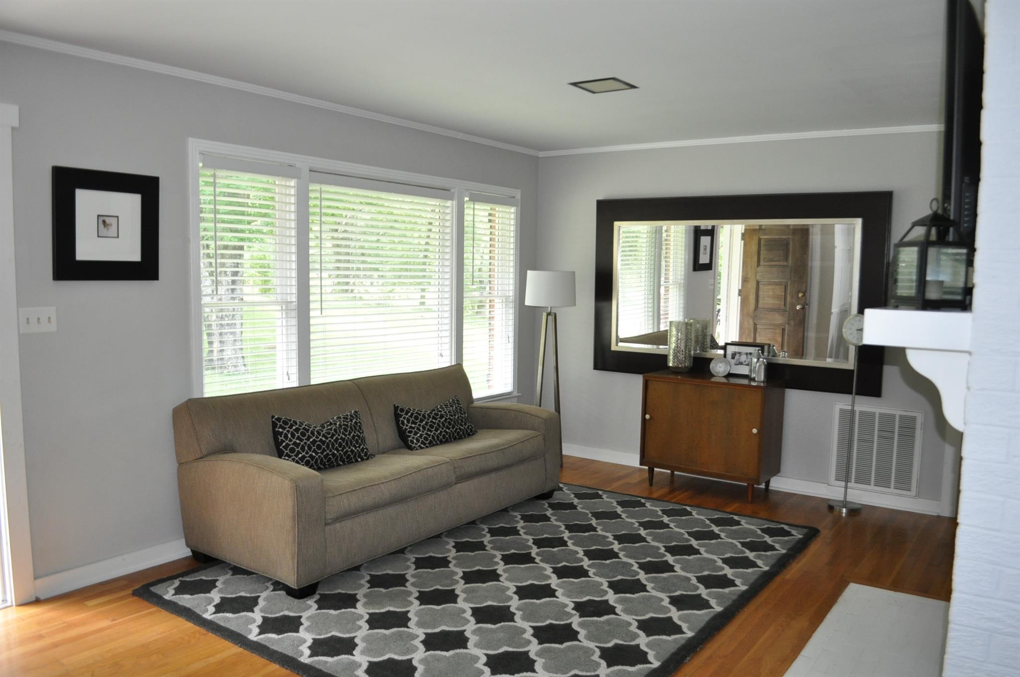4078 Clovercroft Road Franklin, TN 37067 - Photo 7 of 22 Gallery Image 7
