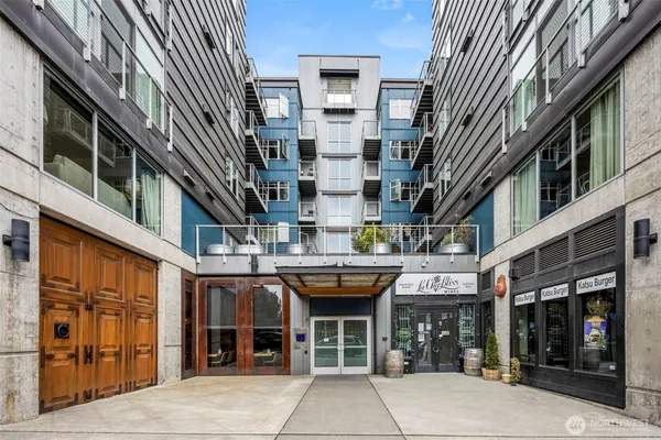 $475,000 | 1414 12th Avenue, Unit 203, Seattle, WA 98122