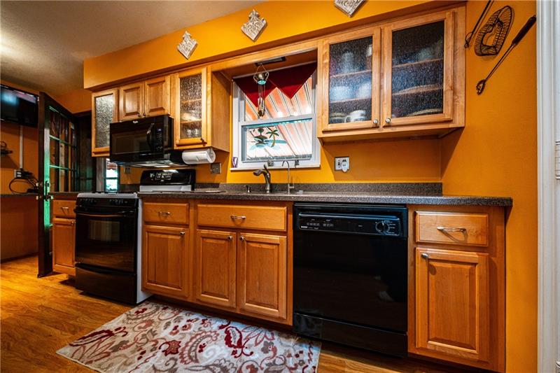 4732 Old Boston Road Pittsburgh, PA 15227 - Photo 10 of 25 Gallery Image 10
