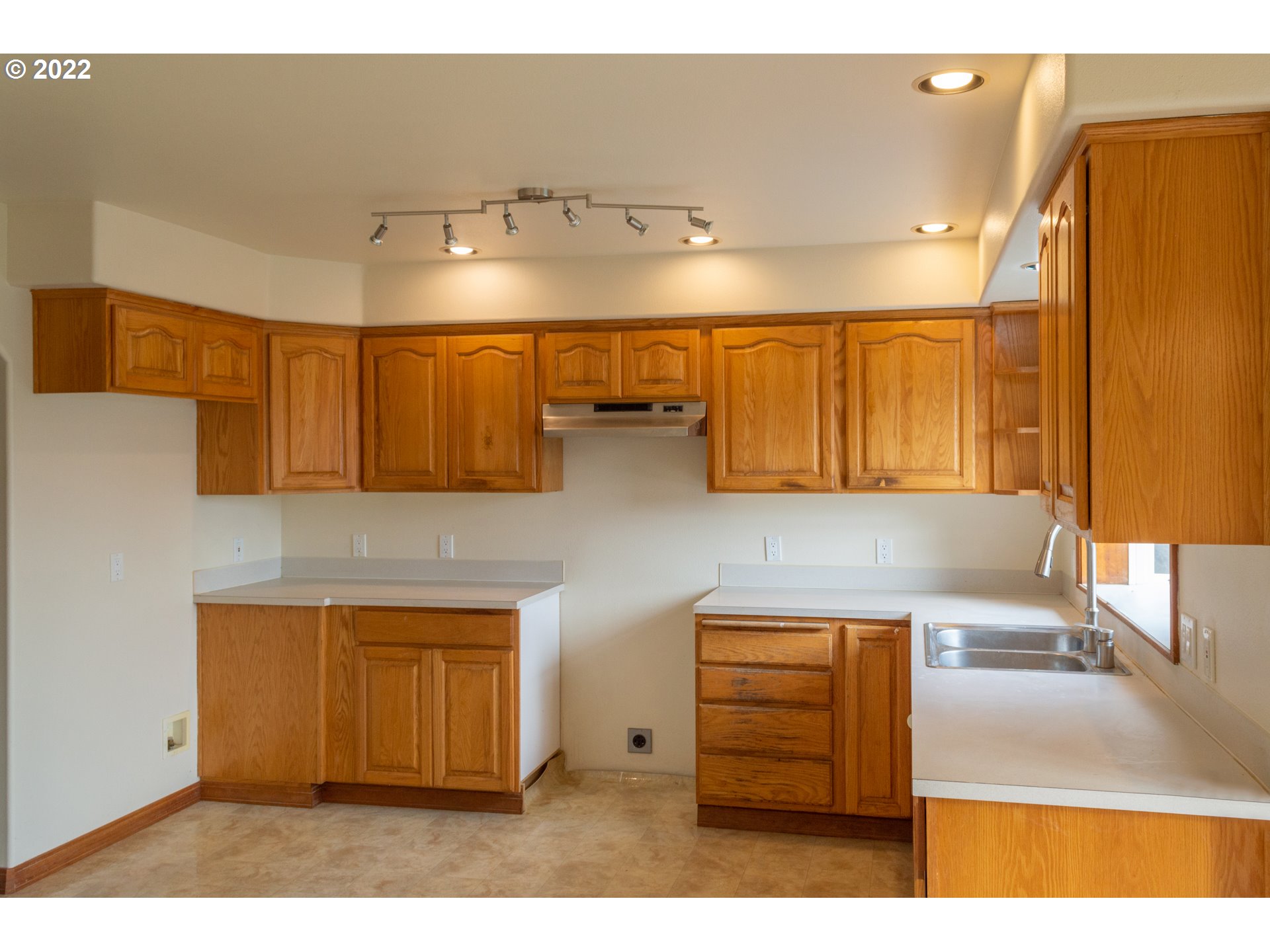 33541 Watson Road Scappoose, OR 97056 - Photo 10 of 32 Gallery Image 10