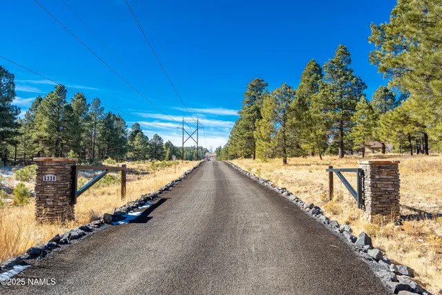 $2,900,000 | 5330 South Cassandra Boulevard, Flagstaff, AZ 86005
