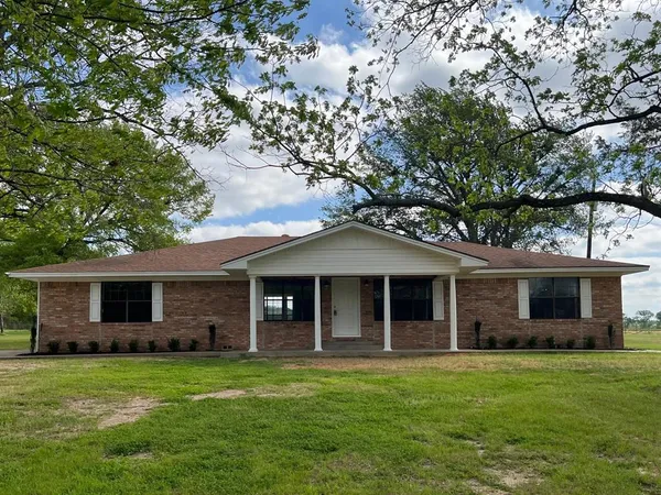 $349,500 | 8740 County Road 2403, Tool, TX 75143