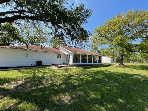 $369,500 | 8740 County Road 2403, Tool, TX 75143