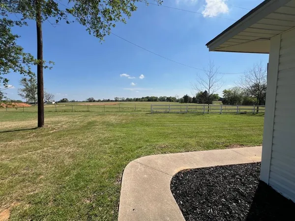 $369,500 | 8740 County Road 2403, Tool, TX 75143