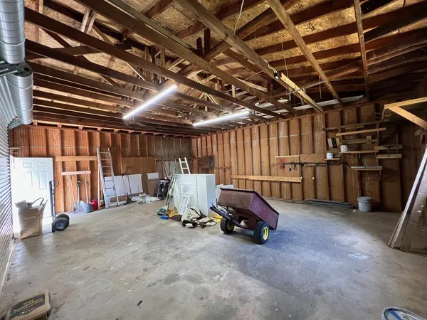 $369,500 | 8740 County Road 2403, Tool, TX 75143
