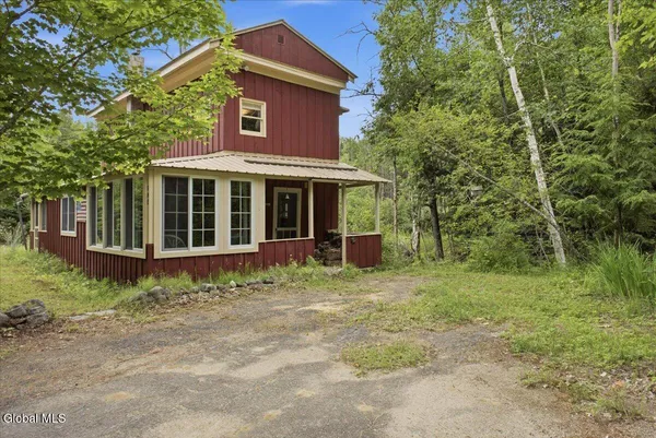 $100,000 | 1 Garnet Lake Road, Johnsburg, NY 12843