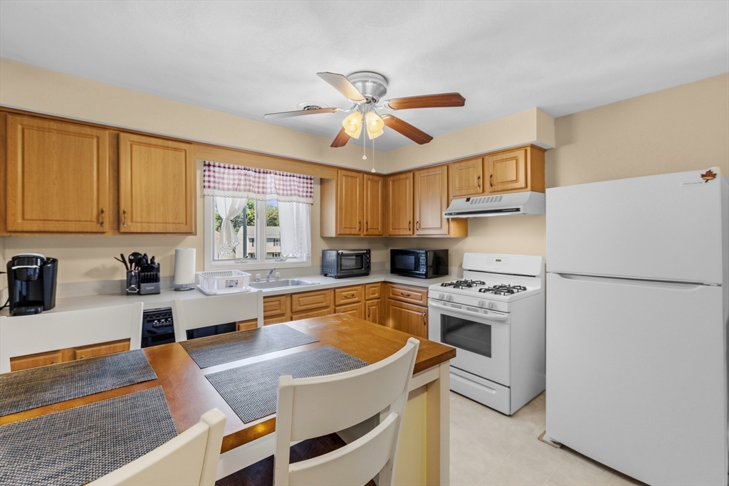 50 Clark Street, Unit 22 Fall River, MA 02720 - Photo 4 of 26