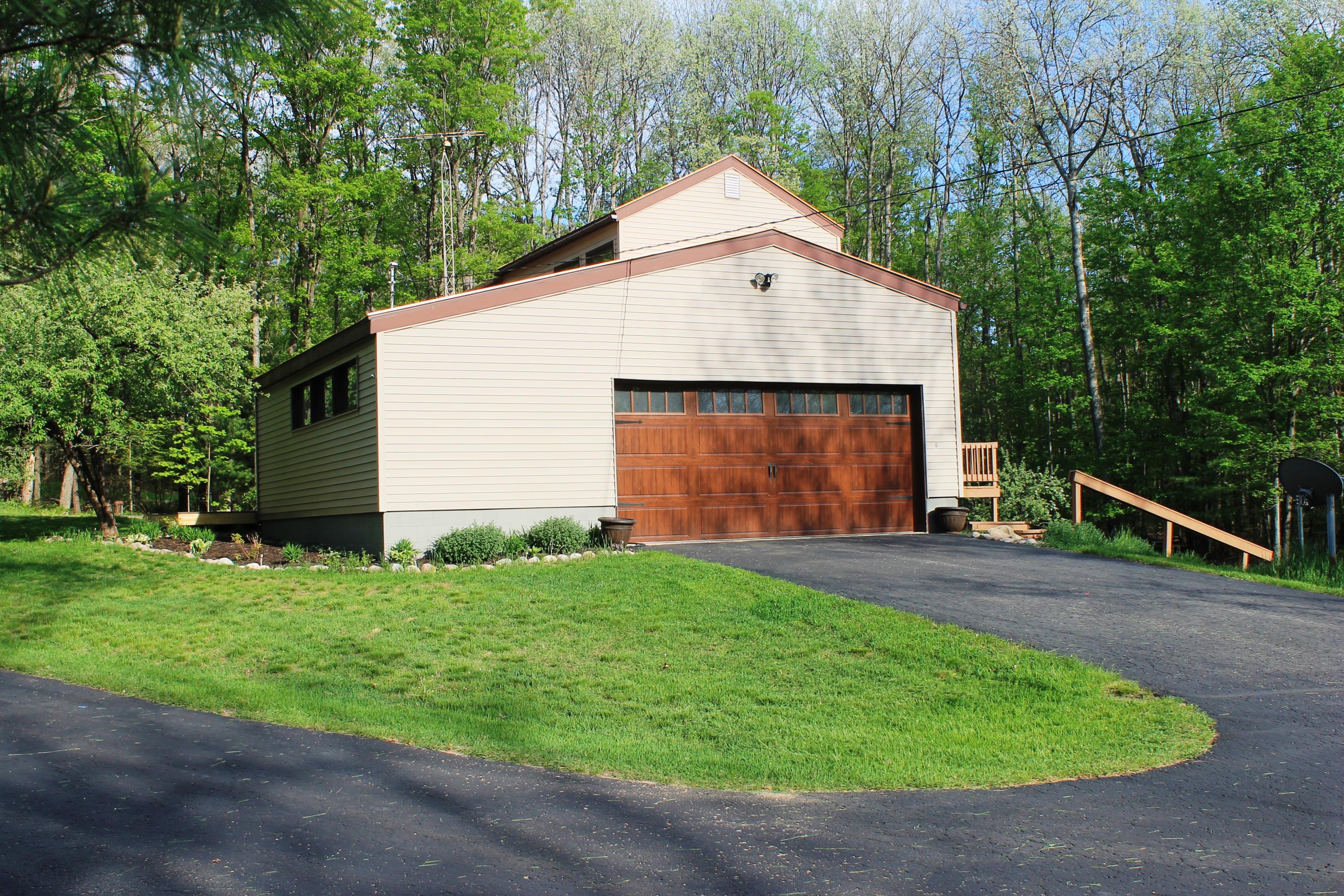 95 West Burdell Road Roscommon, MI 48653 - Photo 55 of 61 Gallery Image 55