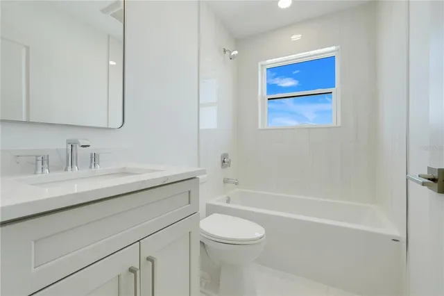 a view of a roof deck with wooden floor and fence