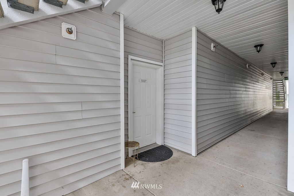 14915 38th Drive Southeast, Unit 1027 Bothell, WA 98012 - Photo 2 of 26 Gallery Image 2