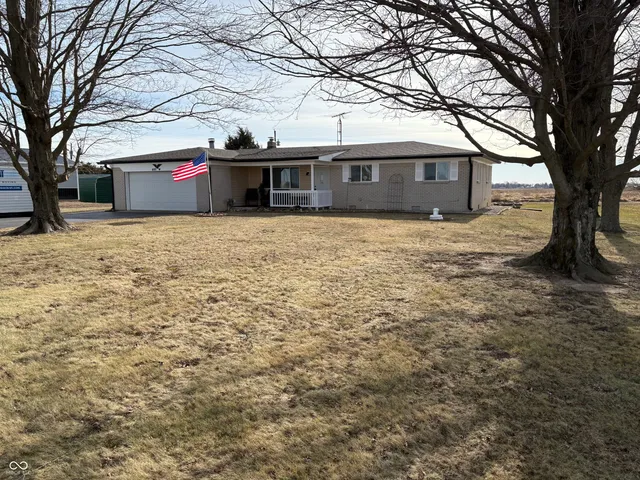 $285,000 | 657 West Brookville Road, Fountaintown, IN 46130