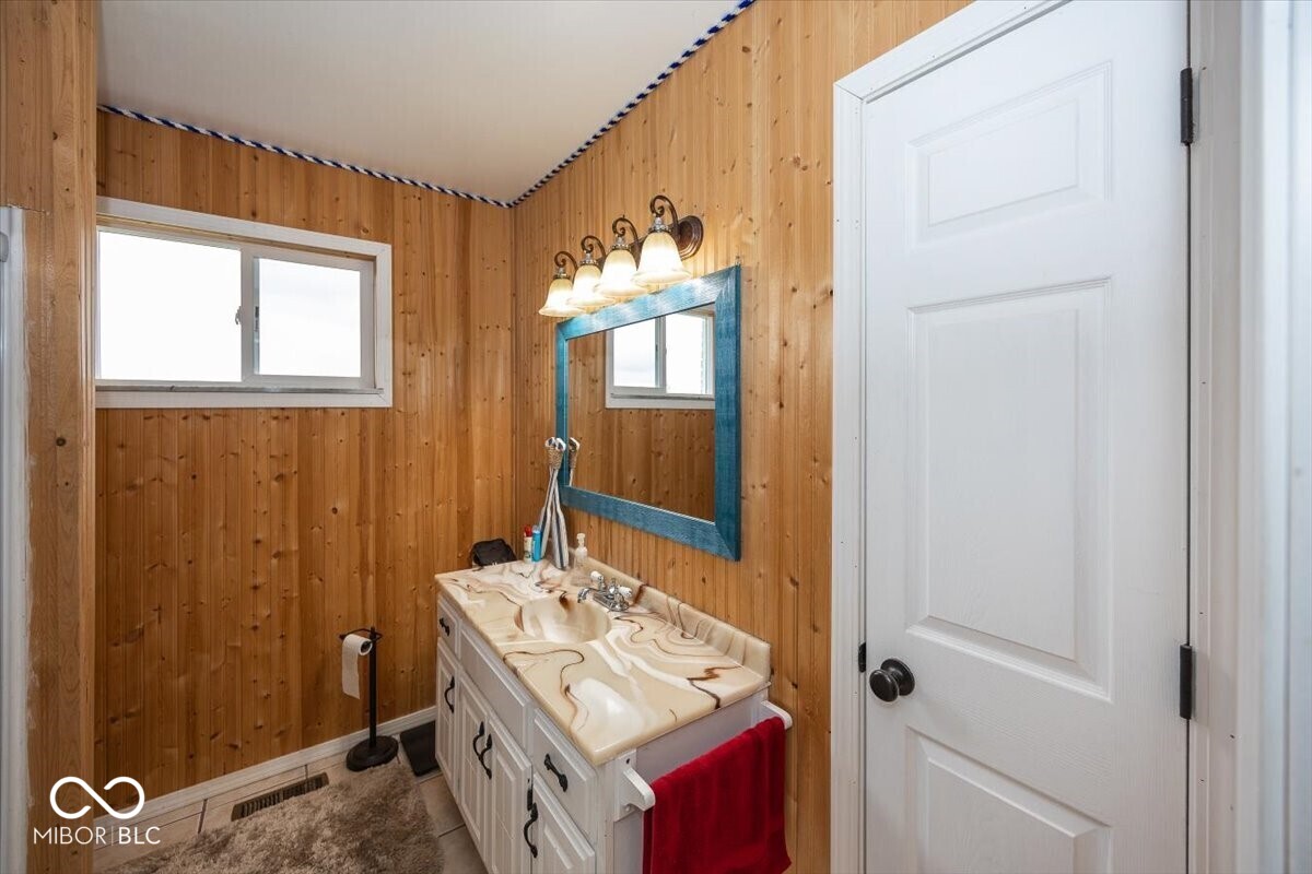 657 West Brookville Road Fountaintown, IN 46130 - Photo 15 of 20