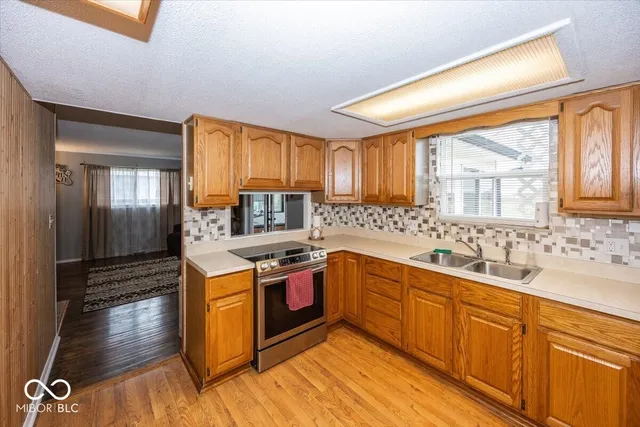 $298,900 | 657 West Brookville Road, Fountaintown, IN 46130