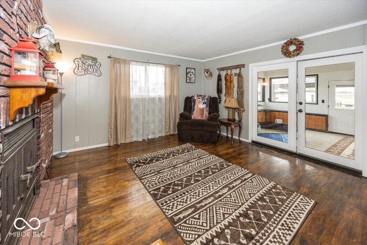 657 West Brookville Road Fountaintown, IN 46130 - Photo 10 of 20