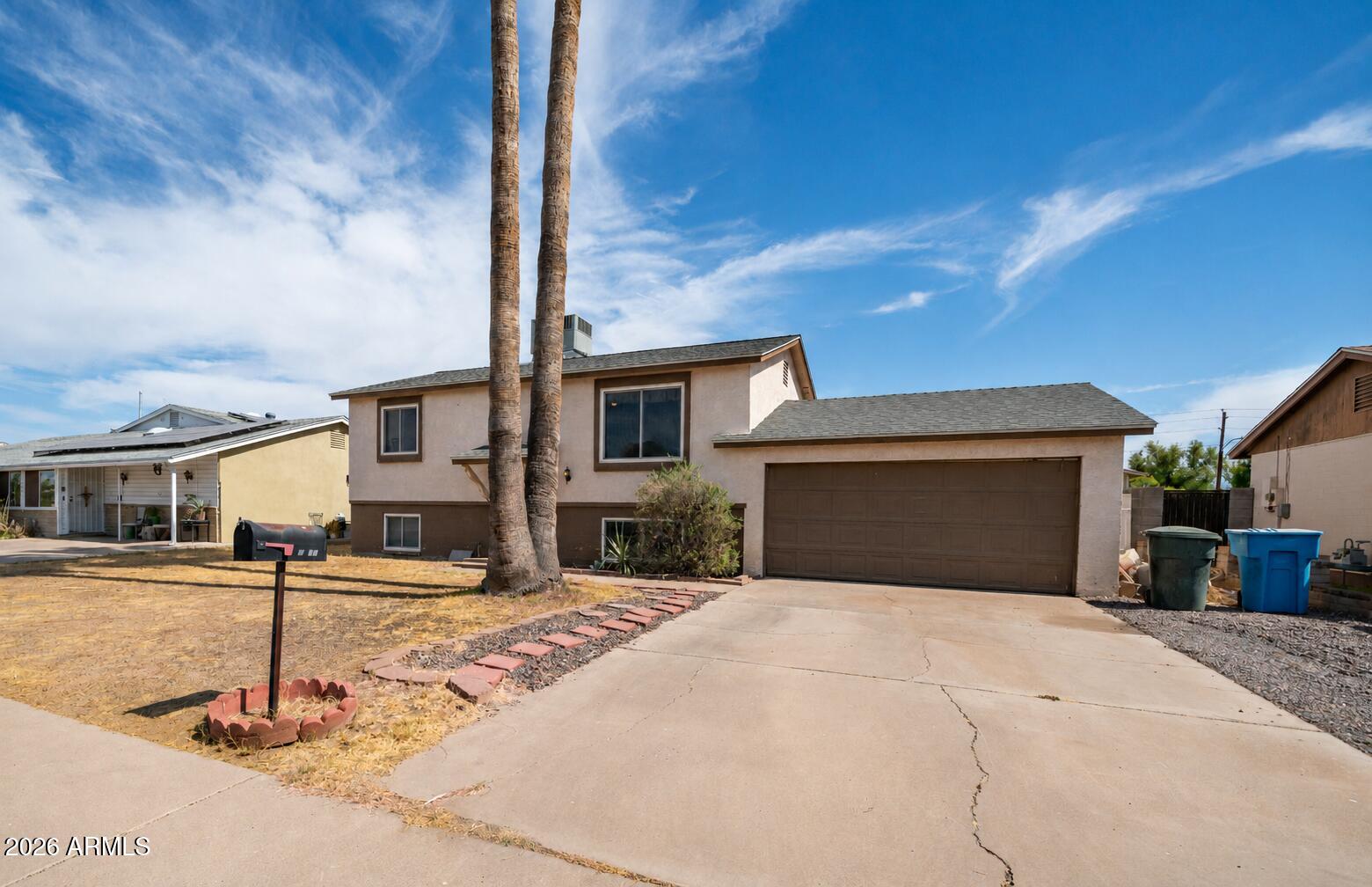 3739 West Wethersfield Road Phoenix, AZ 85029 - Photo 2 of 21