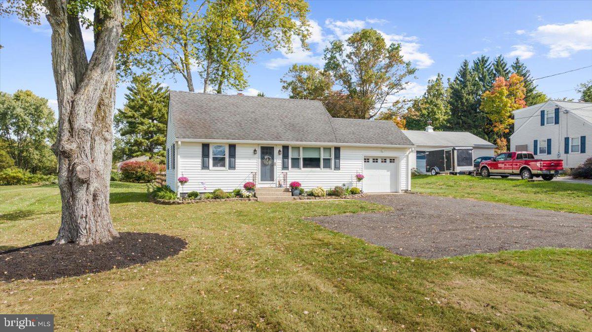78 John Ringo Road Ringoes, NJ 08551 - Photo 3 of 27 Well Maintained and Immaculate Home