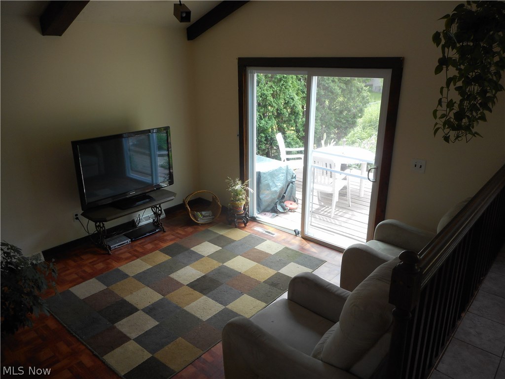 1616 Brainard Road Cleveland, OH 44124 - Photo 8 of 17