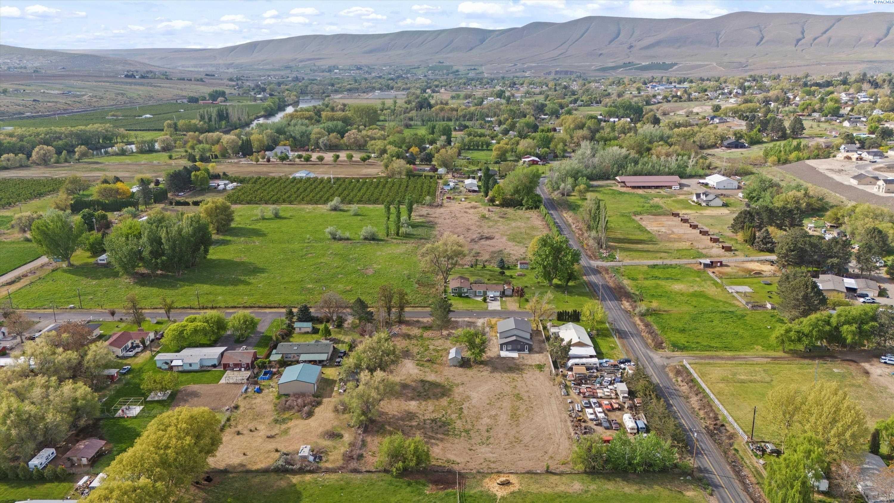 6204 East Pendleton Road Benton City, WA 99320 - Photo 6 of 11 Gallery Image 6