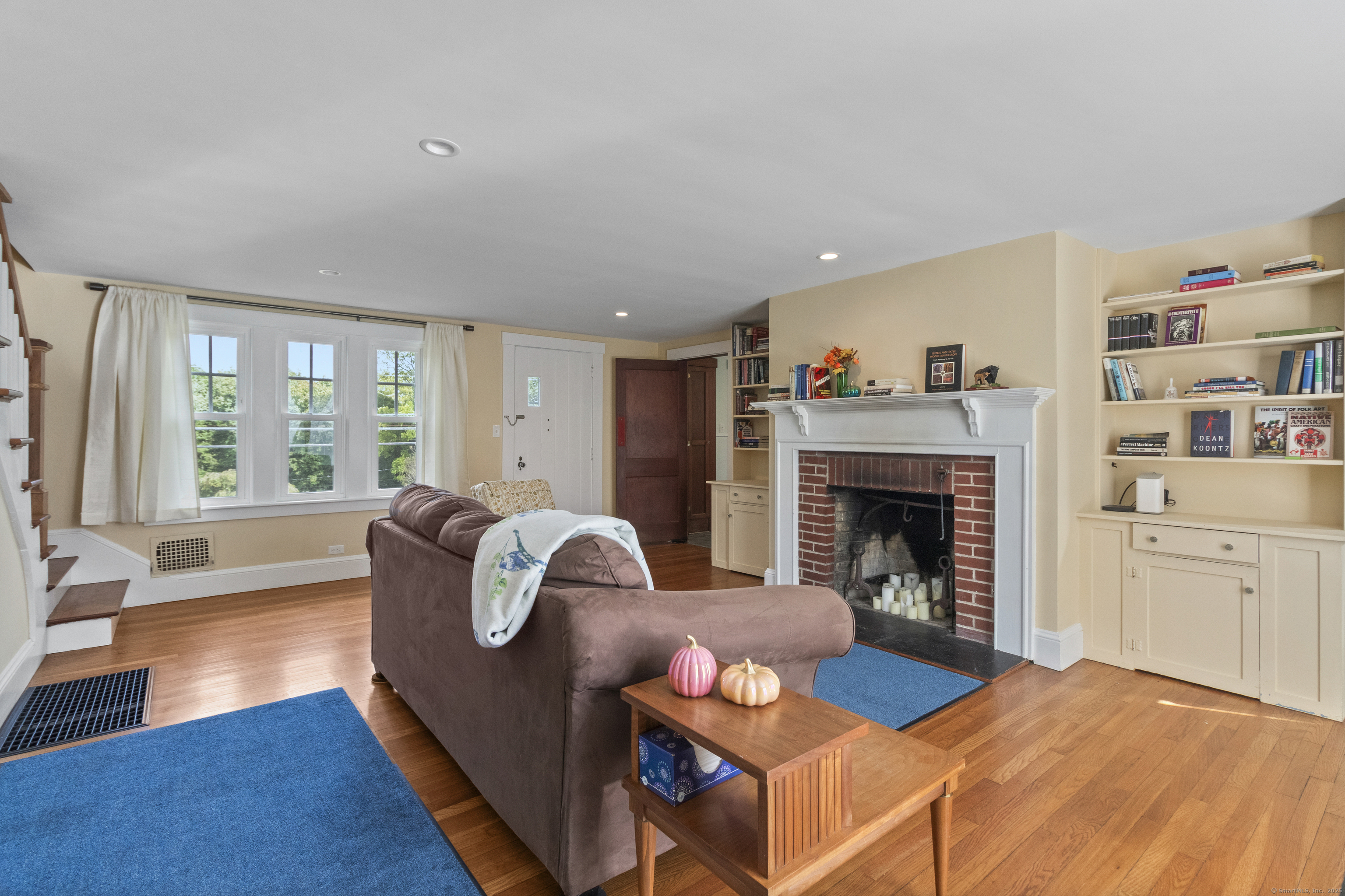 587 Taugwonk Road Stonington, CT 06378 - Photo 22 of 38 Gallery Image 22