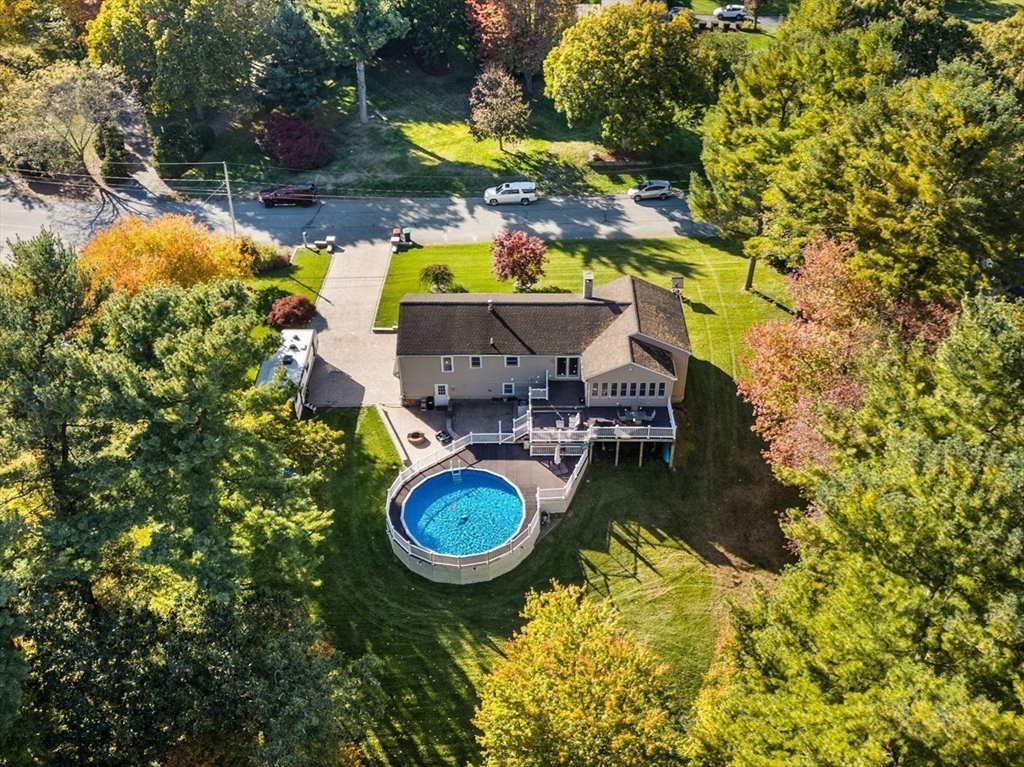 26 Thomas Road Berkley, MA 02779 - Photo 4 of 40 Gallery Image 4