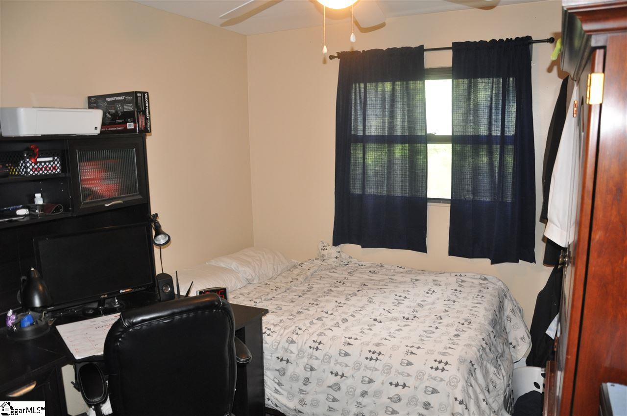 7010 Mountain View Road Taylors, SC 29687 - Photo 22 of 23 Gallery Image 22