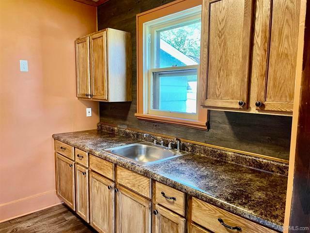 E8226 Center Street Ramsay, MI 49959 - Photo 7 of 37 Gallery Image 7