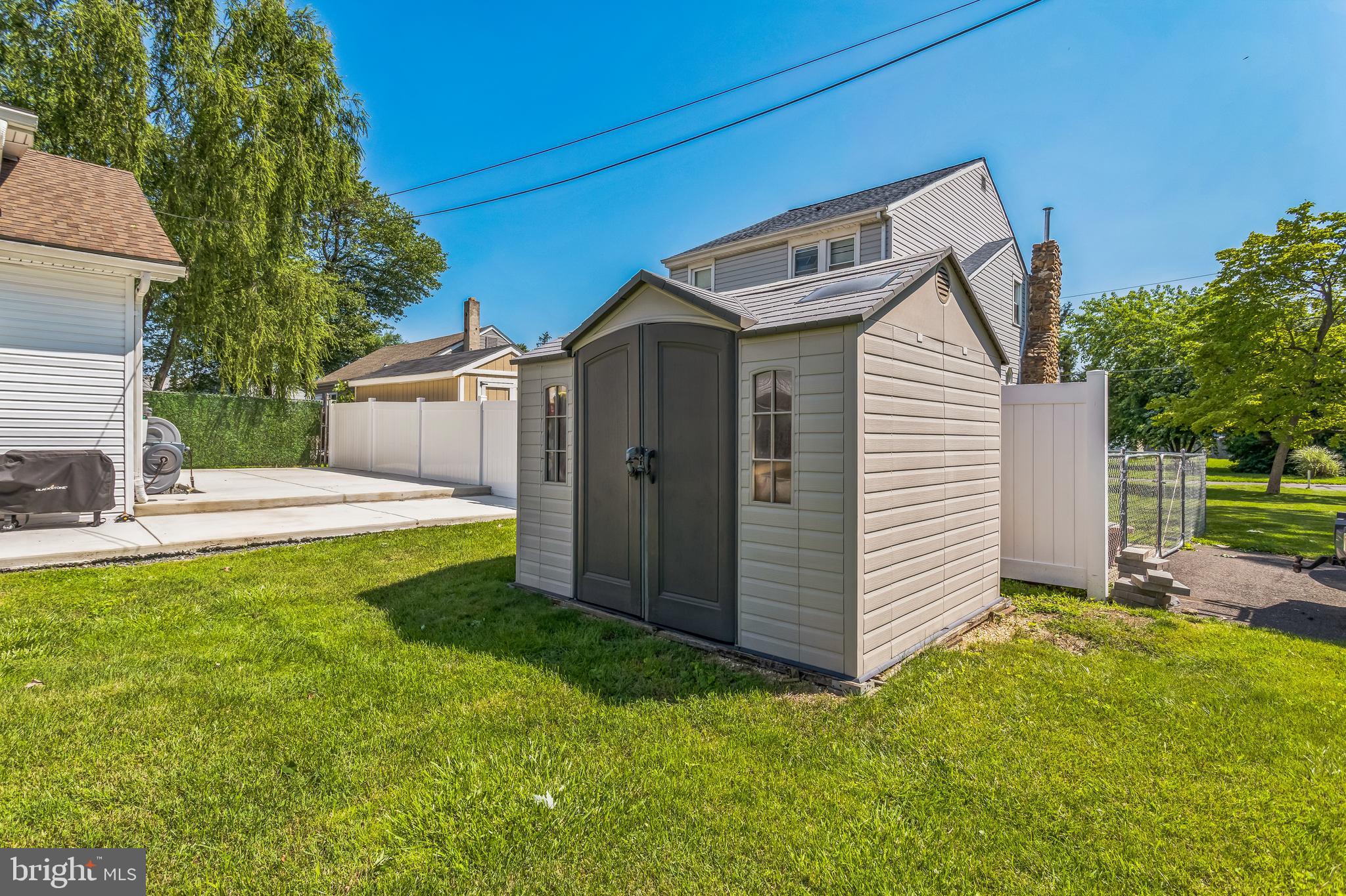 414 Delaware Avenue Croydon, PA 19021 - Photo 6 of 34 a view of a house with a yard