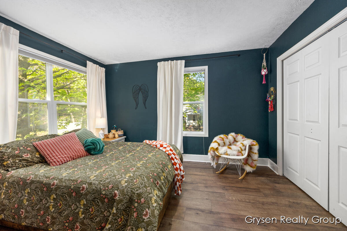 8650 Belding Road Northeast Rockford, MI 49341 - Photo 16 of 43 IMG_1017