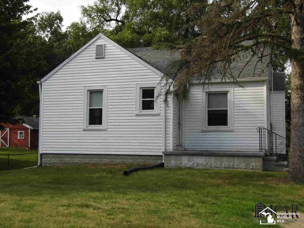 6756 Summerfield Road Temperance, MI 48182 - Photo 14 of 15 21315306-13.JPG