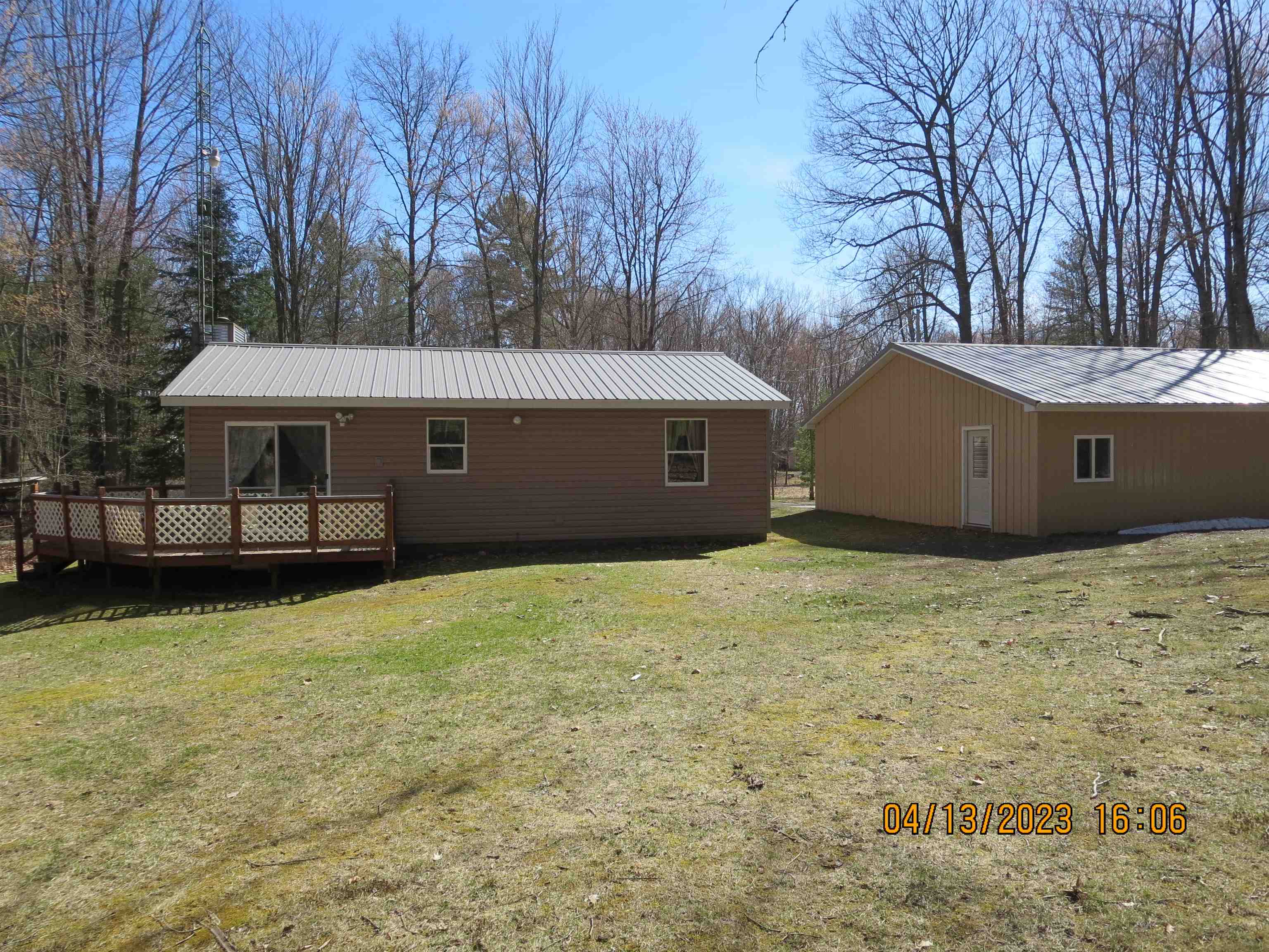 2582 Birch Road Harrison, MI 48625 - Photo 22 of 26 Gallery Image 22