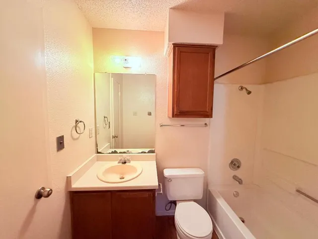 $1,750 | 10611 Archdale Drive, Austin, TX 78748