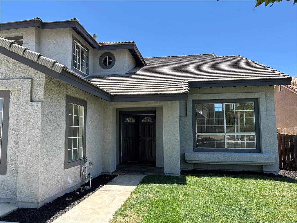 13281 Luna Road Victorville, CA 92392 - Photo 4 of 87