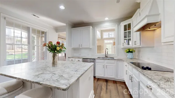 $829,900 | 11724 Easthampton Circle, Charlotte, NC 28277