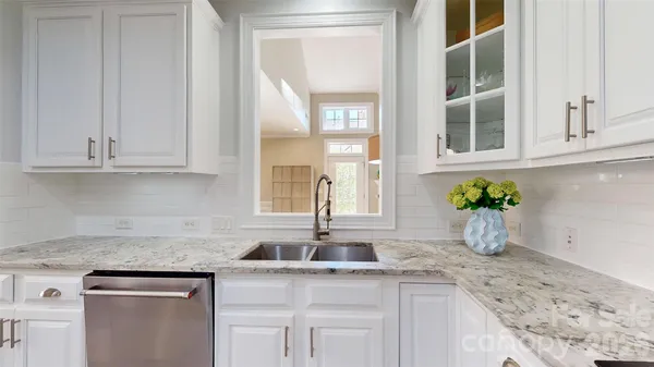 $829,900 | 11724 Easthampton Circle, Charlotte, NC 28277