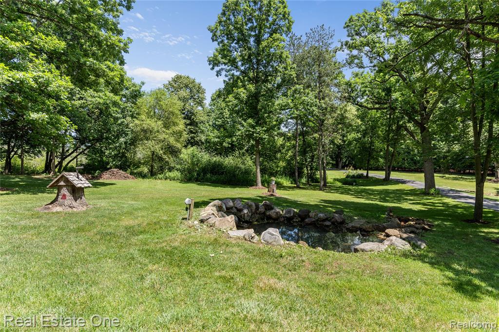 5336 Kensington Road Brighton, MI 48114 - Photo 65 of 67 Gallery Image 65