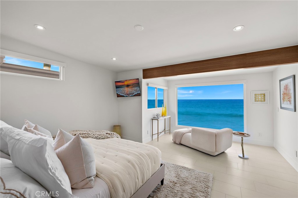 35725 Beach Road Dana Point, CA 92624 - Photo 19 of 42 Upstairs Bedroom 2