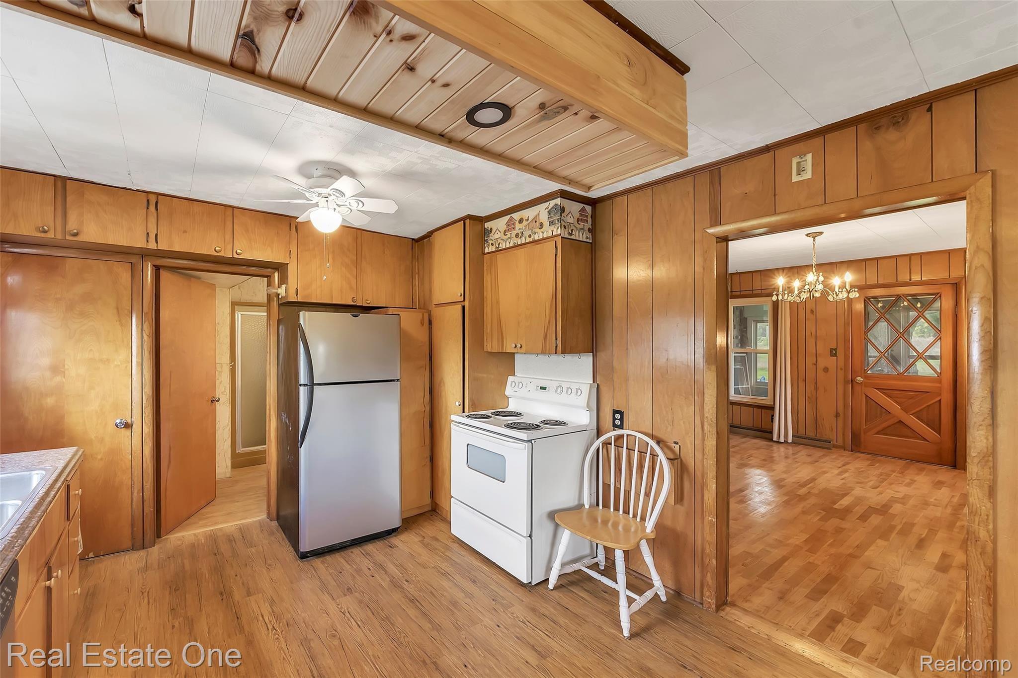 6116 South Morrice Road Perry, MI 48872 - Photo 7 of 33 6116-Morrice-Rd-WindowStill-Real-Estate-Photography-13.jpg