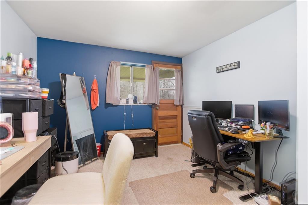 63 Bock Lane Baden, PA 15005 - Photo 17 of 29