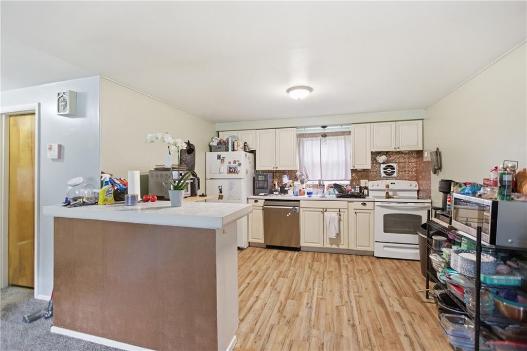 63 Bock Lane Baden, PA 15005 - Photo 9 of 29