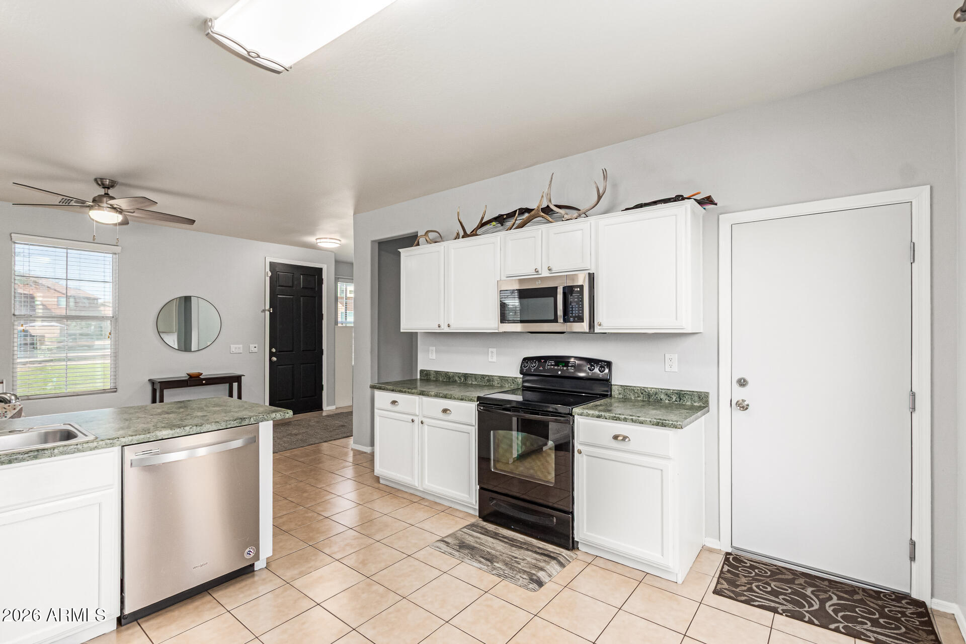 4832 West Carson Road Laveen, AZ 85339 - Photo 7 of 19 10-Carson