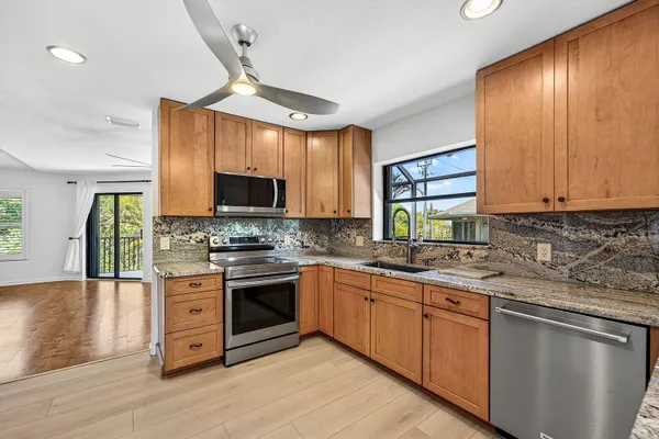 $399,000 | 5662 Southeast Schooner Oaks Way, Stuart, FL 34997