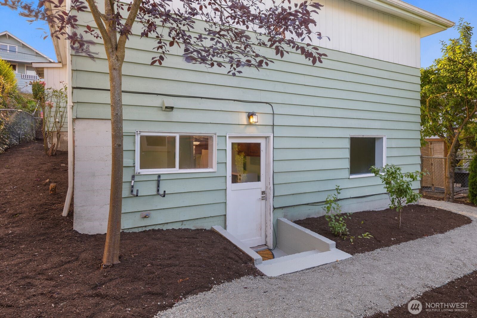 3318 20th Avenue South Seattle, WA 98144 - Photo 27 of 35