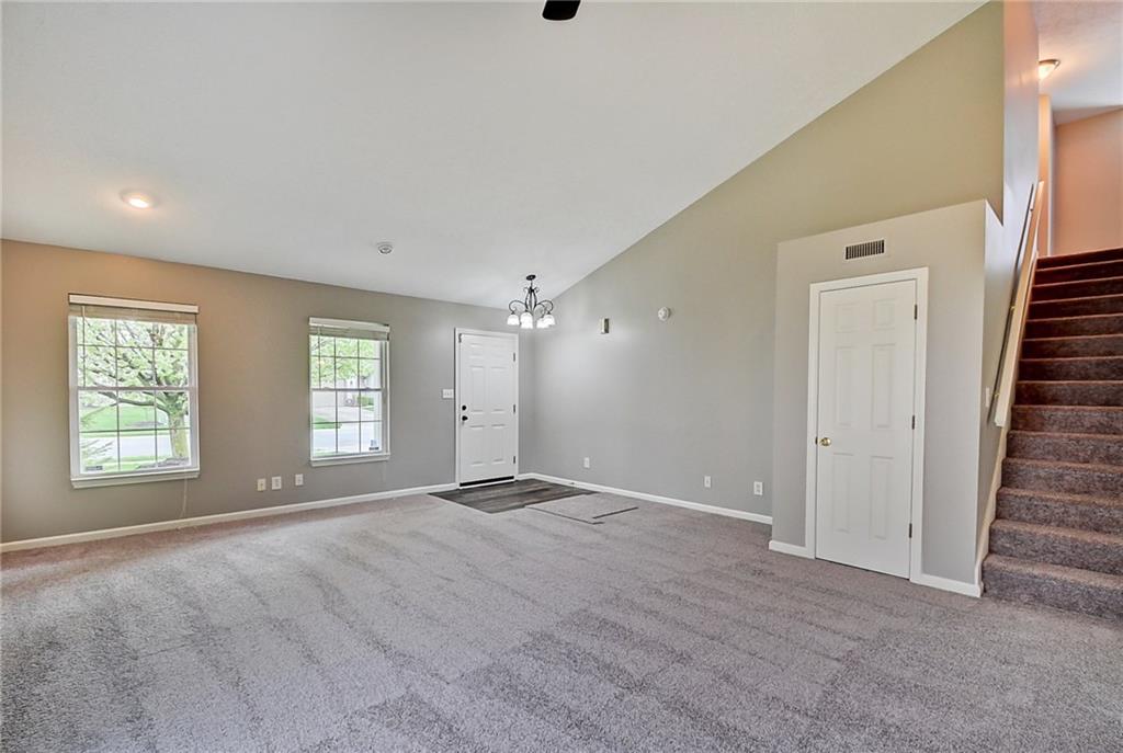 1010 Pine Ridge Way Brownsburg, IN 46112 - Photo 5 of 29