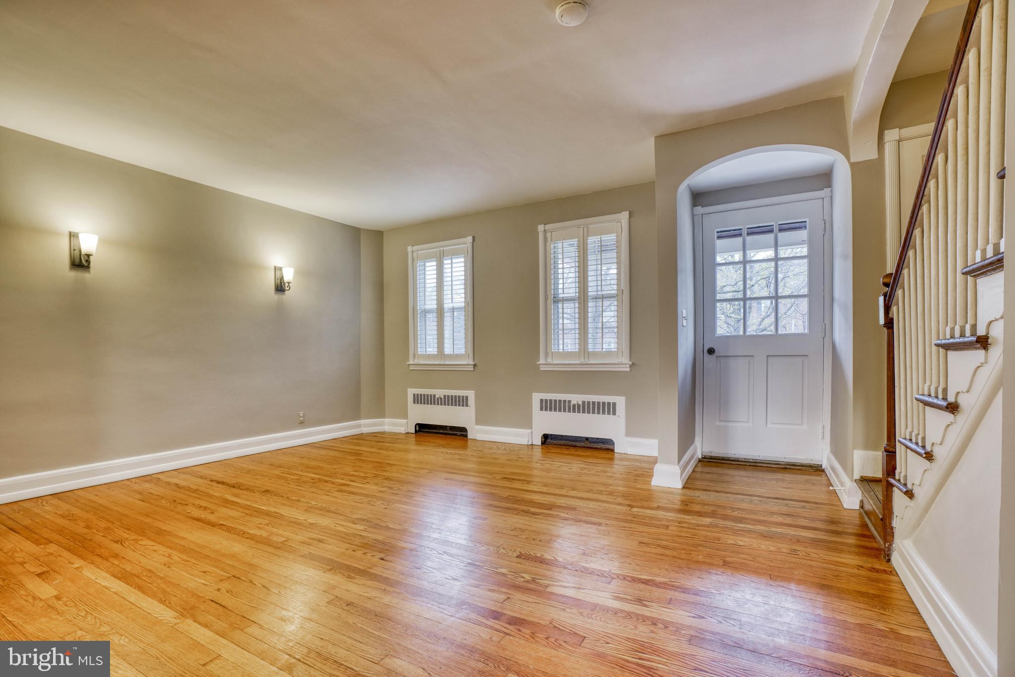 92 Dunkirk Road Baltimore, MD 21212 - Photo 5 of 48
