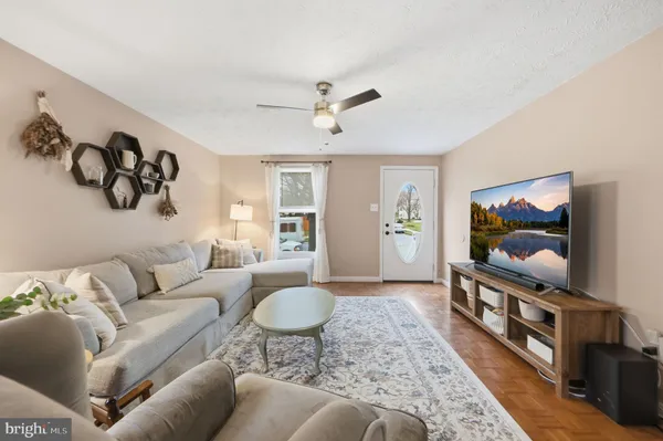 $425,000 | 447 Center Street, Frederick, MD 21701