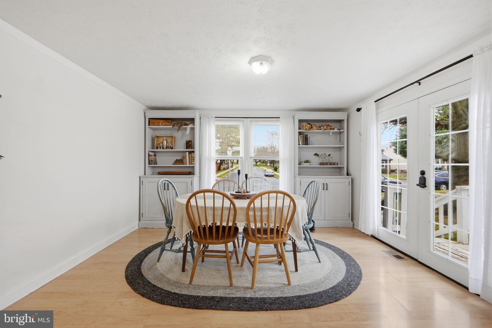 447 Center Street Frederick, MD 21701 - Photo 6 of 31 Dining Area